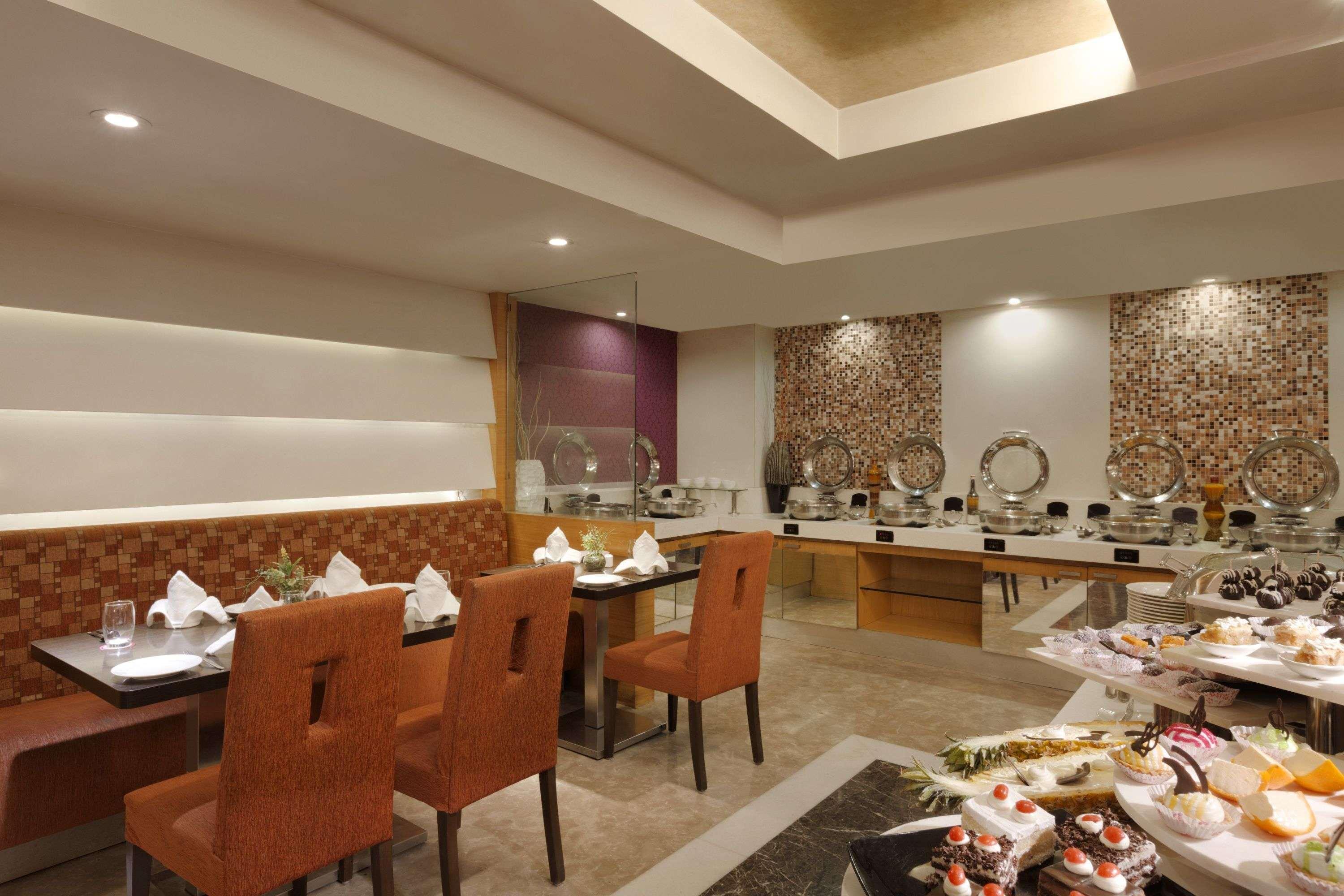 Ramada Ahmedabad Hotel Exterior photo