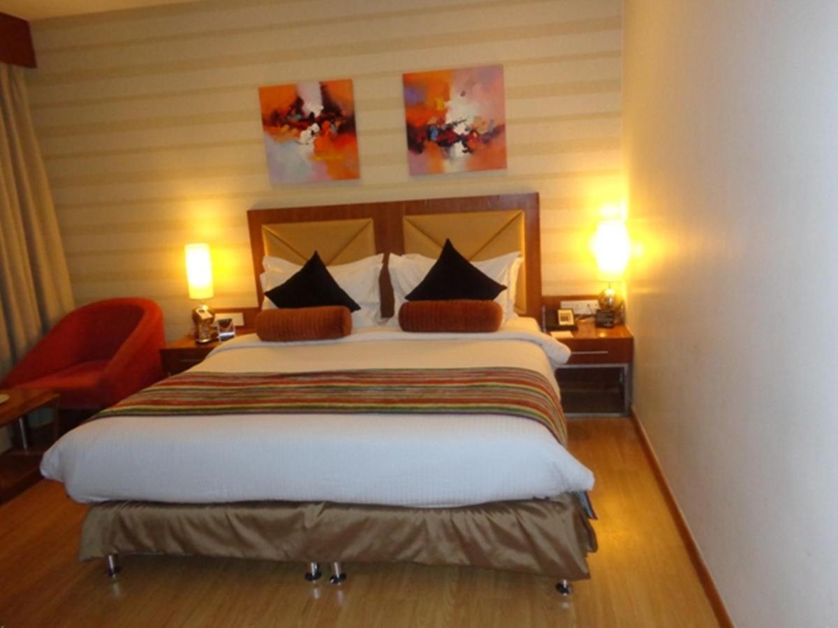 Ramada Ahmedabad Hotel Exterior photo